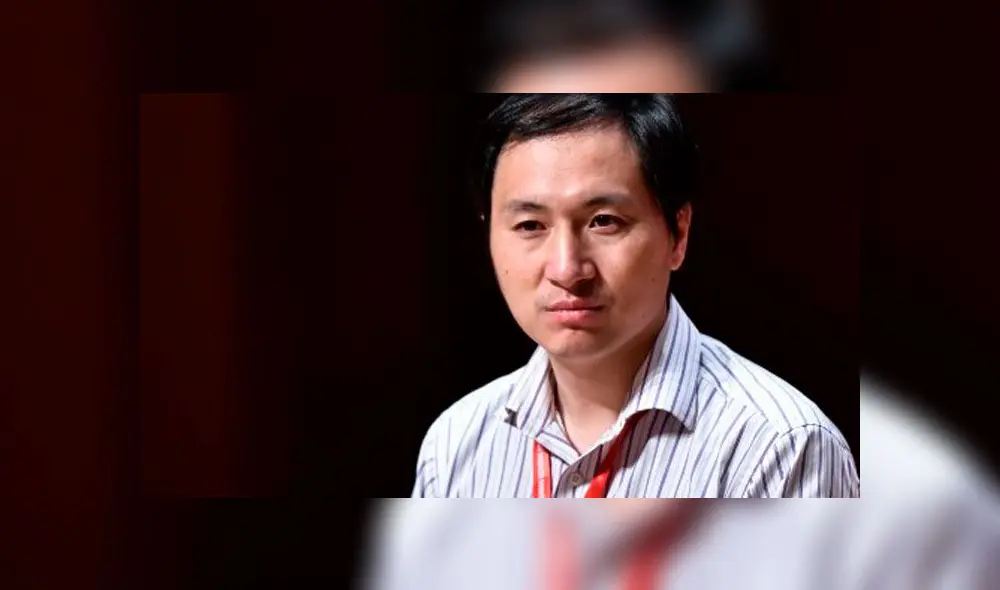 Imagen tomada el 28 de noviembre de 2018, el científico chino He Jiankui en la Segunda Cumbre Internacional sobre Edición del Genoma Humano en Hong Kong. Foto:AFP. Imagen tomada el 28 de noviembre de 2018, el científico chino He Jiankui en la Segunda Cumbre Internacional sobre Edición del Genoma Humano en Hong Kong. Foto:AFP.