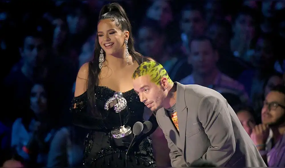 Rosalía causa controversia por ganar como artista latina en los VMAs. Rosalía causa controversia por ganar como artista latina en los VMAs.