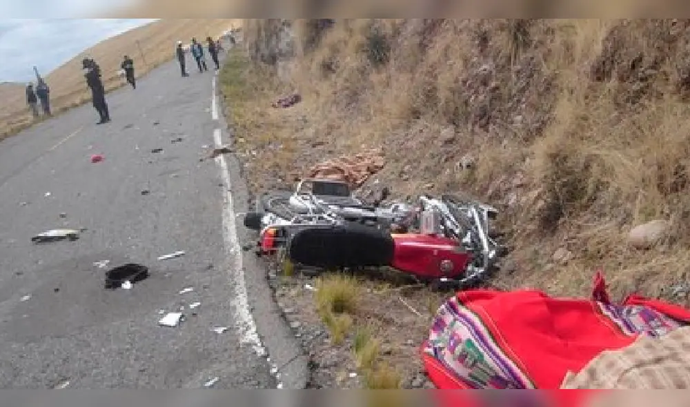 Padre y su hijo de 12 años mueren tras accidente en la vía Azángaro – Juliaca.