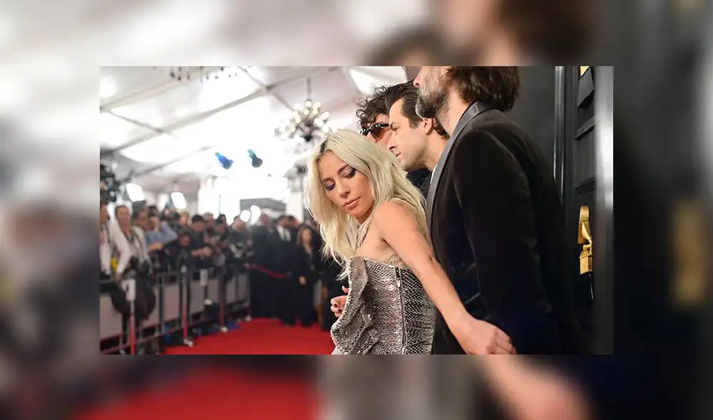 Jennifer Lopez y Lady Gaga son viral por amoroso encuentro en los Grammy