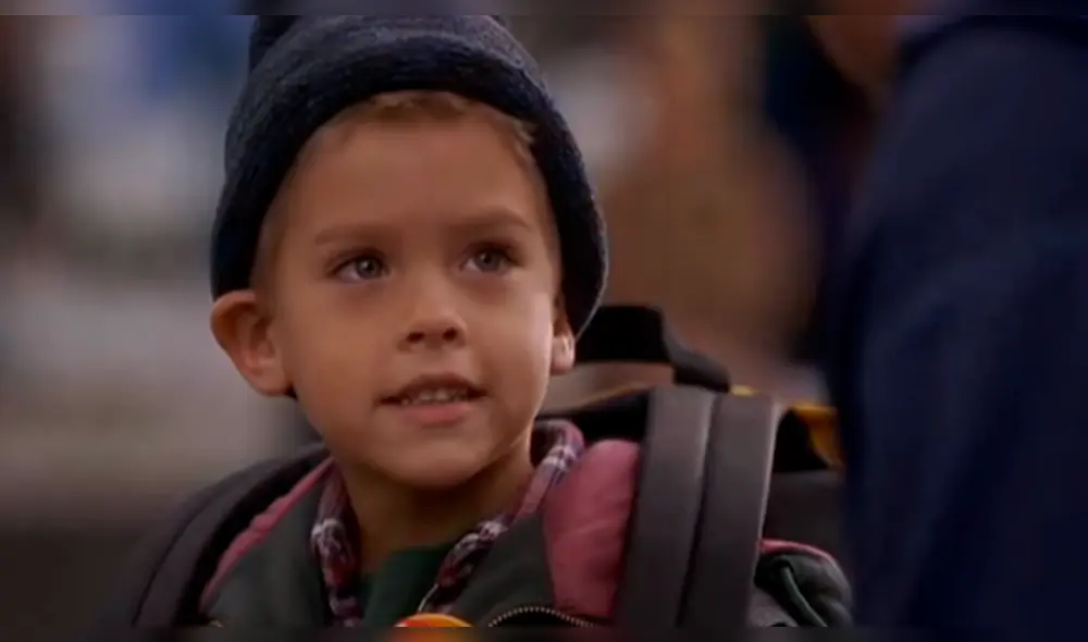 El pequeño Cole Sprouse, de 7 años, compartía el rol con su hermano gemelo Dylan.
(Foto: Captura "Un papá genial") El pequeño Cole Sprouse, de 7 años, compartía el rol con su hermano gemelo Dylan.
(Foto: Captura "Un papá genial")
