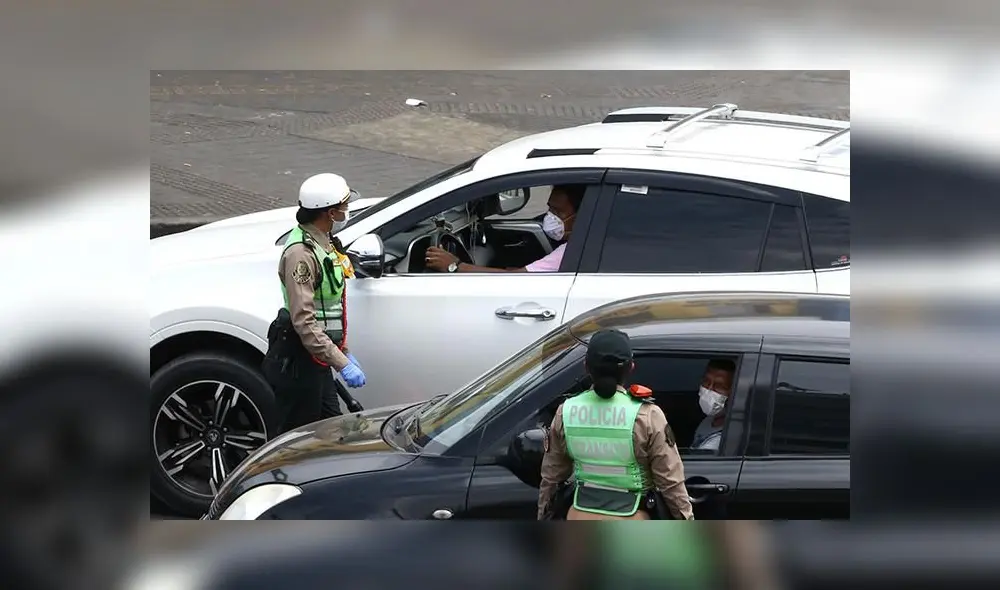 Los policías y militares podrán solicitar al conductor el pase vehicular distrital para corroborar su permiso de movilización. (Foto: Internet) Los policías y militares podrán solicitar al conductor el pase vehicular distrital para corroborar su permiso de movilización. (Foto: Internet)