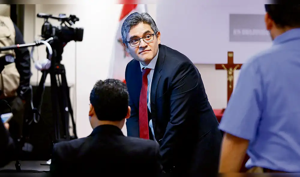 Kuczynski sigue detenido, liberan a secretaria y chofer