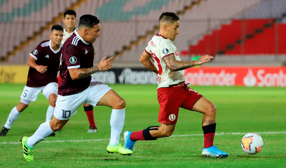 Universitario vs. Carabobo  por la Copa Libertadores