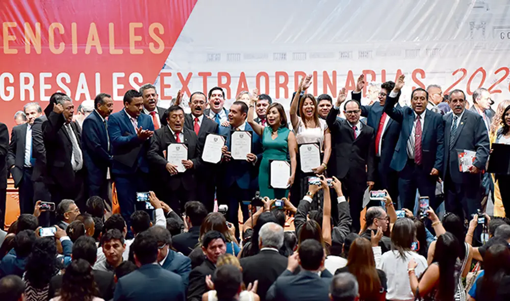 Grupo. Bancada de Acción Popular será la encargada de dirigir la nueva Mesa Directiva 2020. (Foto: M. Merino)