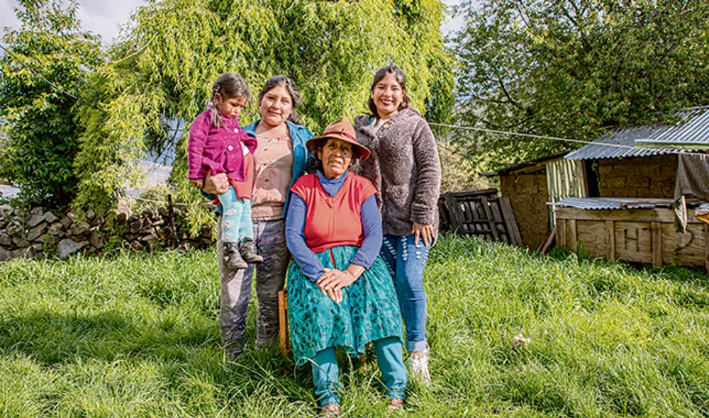 Esfuerzo. Kari tiene 20 años y muchas metas por cumplir. Su perseverancia impulsa su familia.