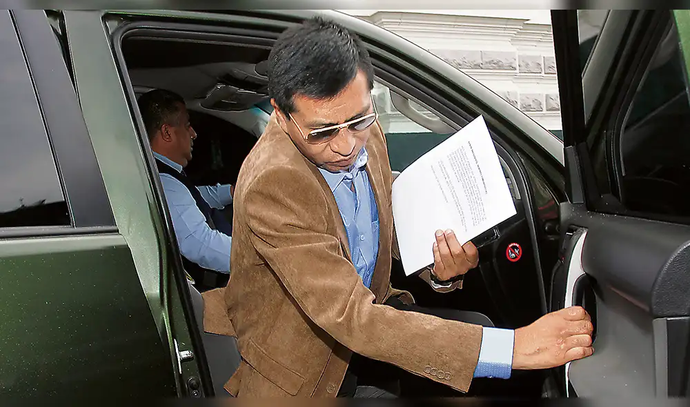Suspenden a Mamani y Noceda denuncia acoso en el Congreso