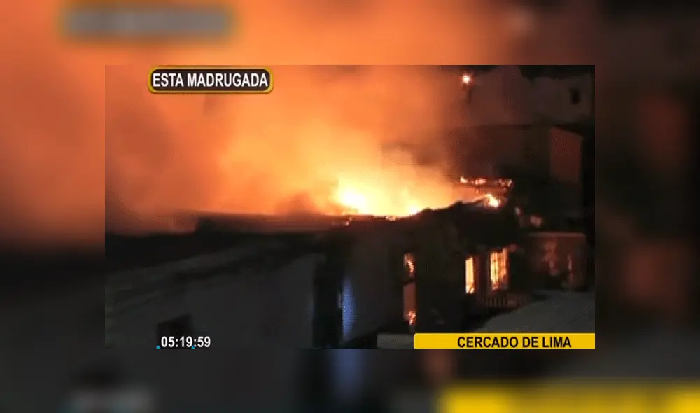 Cercado: incendio consume 7 viviendas en Barrios Altos [VIDEO]