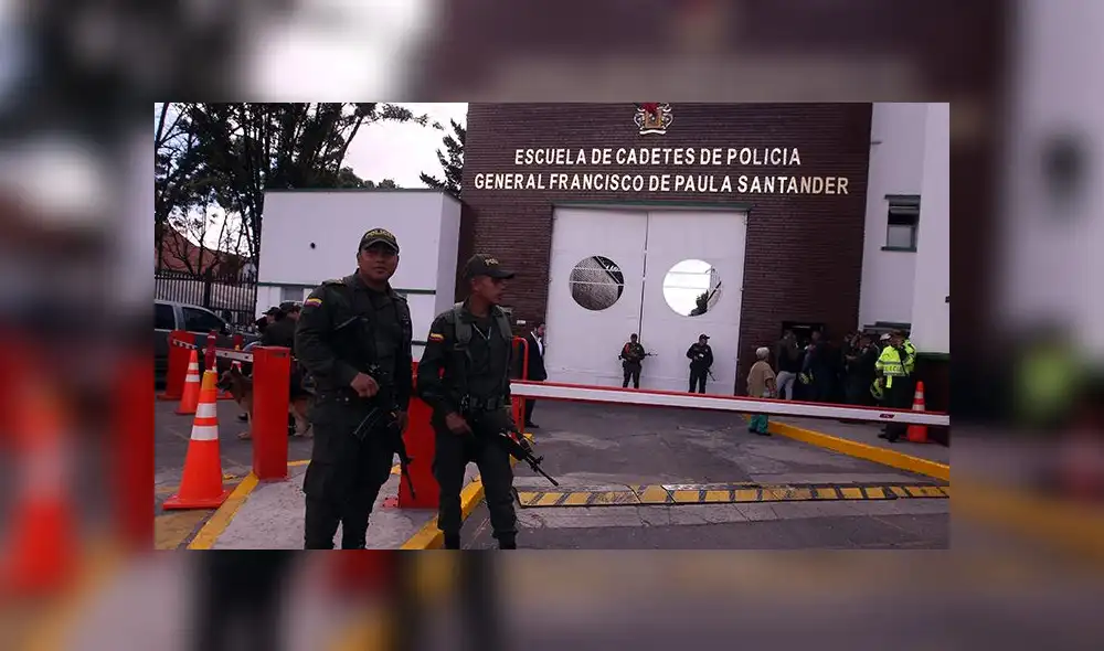 Las primeras imágenes del atentado con coche bomba en escuela policial de Bogotá [FOTOS]