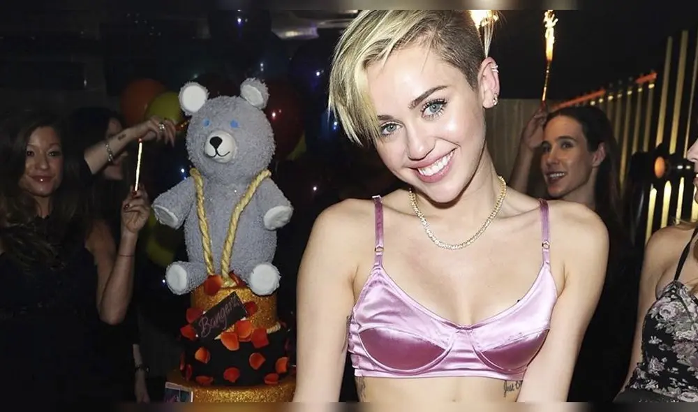 La cantante de pop fue incluida en la publicación por su canción 'Cattitude' junto al drag queen RuPaul.