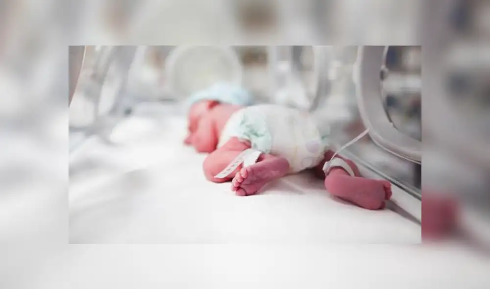 El bebé no tenía enfermedades por lo que se inició una investigación para determinar las causas del contagio. (Foto: La Vanguardia) El bebé no tenía enfermedades por lo que se inició una investigación para determinar las causas del contagio. (Foto: La Vanguardia)