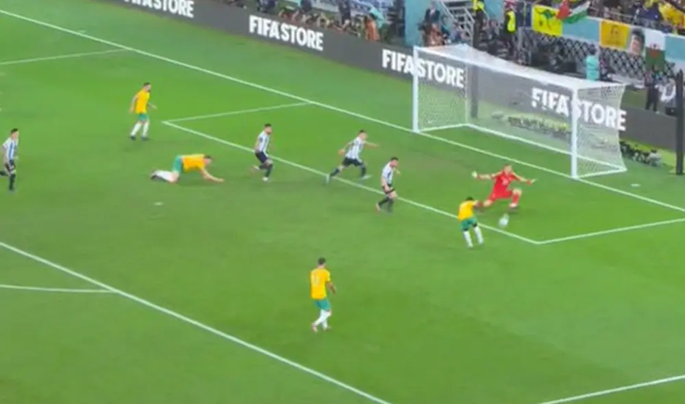 'Dibu' Martínez  salvó a Argentina de recibir un empate de último minuto. Foto: captura de DSports