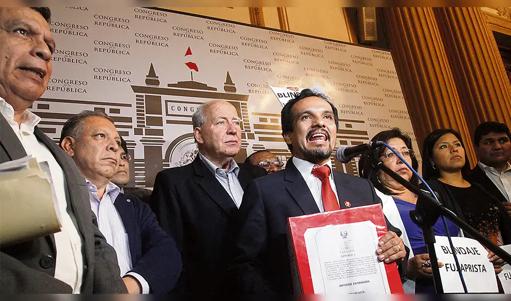 Fiscalía solicita informe que acusa a Alan por Tren Eléctrico