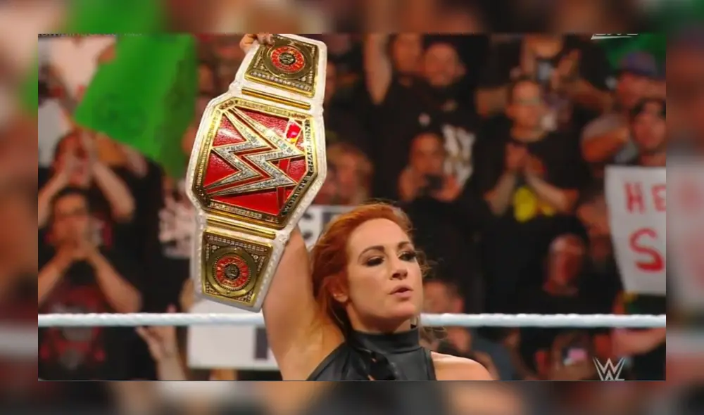 Becky Lynch retiene el campeonato de RAW ante Lacey Evans.