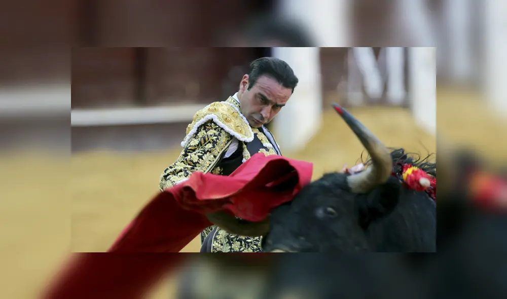Enrique Ponce ha sido herido mientras toreaba en la plaza de toros de El Puerto de Santa María. Foto: globallookpress