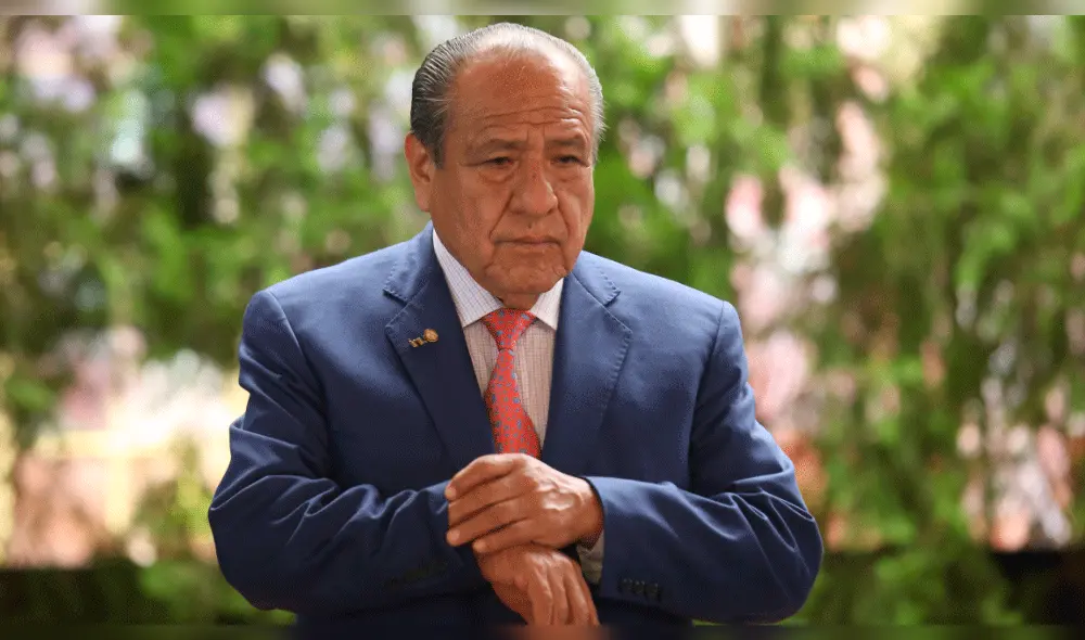 Máximo San Román anuncia su precandidatura a la presidencia con el Partido Contigo