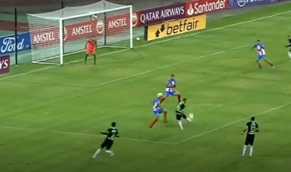 Joazhiño Arroé puso el 2-0 para Alianza Lima con un golazo. Foto: Captura de TV/Fox Sports. Joazhiño Arroé puso el 2-0 para Alianza Lima con un golazo. Foto: Captura de TV/Fox Sports.