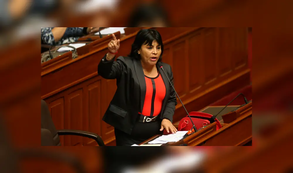 Fujimorista Saavedra acudirá a Comisión de Ética tras agredir a periodista