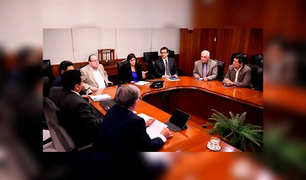 MEF, SBS Y BCRP coordinaron acciones para enfrentar pandemia del coronavirus en Perú. Foto: MEF MEF, SBS Y BCRP coordinaron acciones para enfrentar pandemia del coronavirus en Perú. Foto: MEF