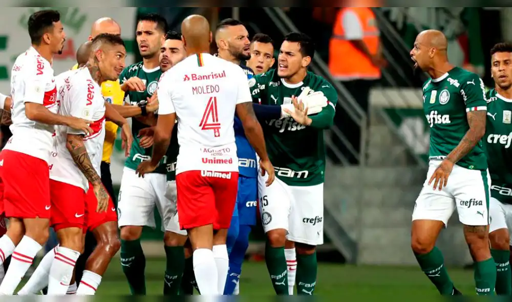 Paolo Guerrero casi se va a las manos con Felipe Melo en el Inter vs Palmeiras [VIDEO]