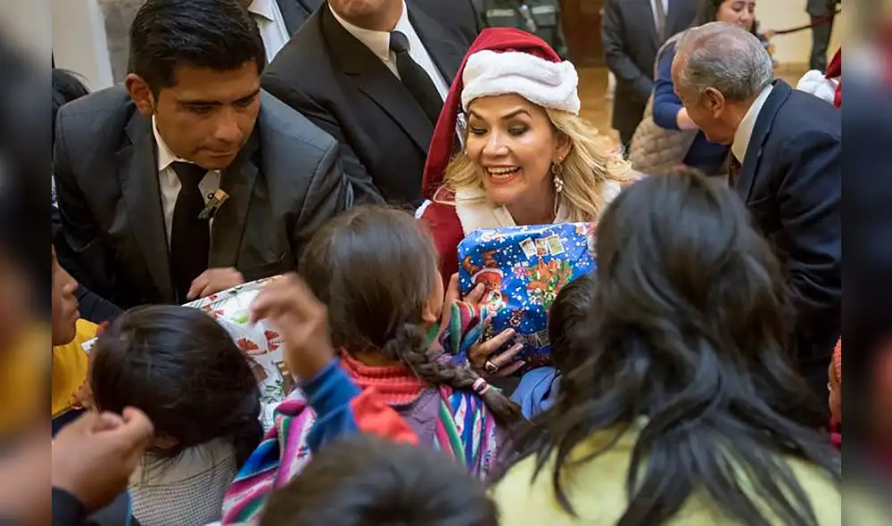 Jeanine Áñez dijo que Bolivia vivirá una Navidad especial por conseguir la paz. Foto: Difusión. Jeanine Áñez dijo que Bolivia vivirá una Navidad especial por conseguir la paz. Foto: Difusión.