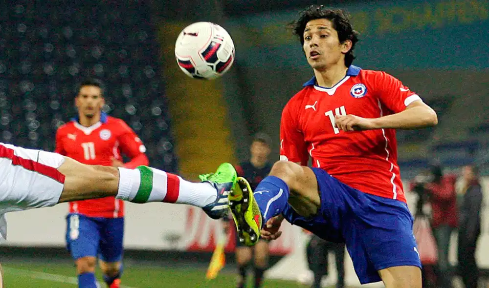 El chileno Matías Fernández será el encargado de entregar el trofeo en la final de la Copa América 2019. | Foto: EFE El chileno Matías Fernández será el encargado de entregar el trofeo en la final de la Copa América 2019. | Foto: EFE