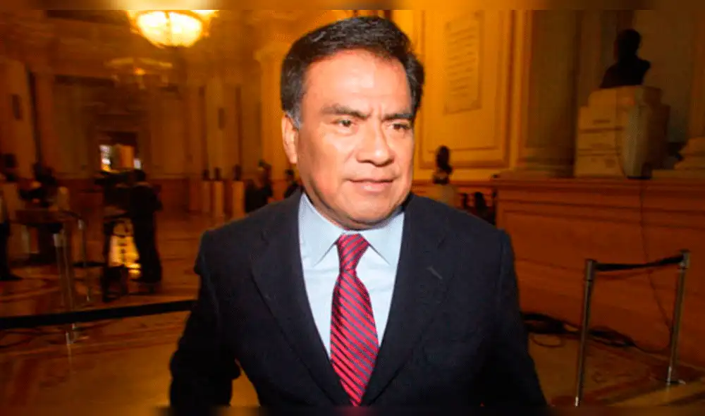 Velásquez Quesquén recomienda "dejar sin efecto" contratos indefinidos Velásquez Quesquén recomienda "dejar sin efecto" contratos indefinidos