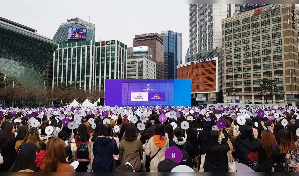 ARMY sospecha que el "Connect, BTS" se parecería a los eventos finales de ARMYPEDIA en Seúl, Corea del Sur. ARMY sospecha que el "Connect, BTS" se parecería a los eventos finales de ARMYPEDIA en Seúl, Corea del Sur.