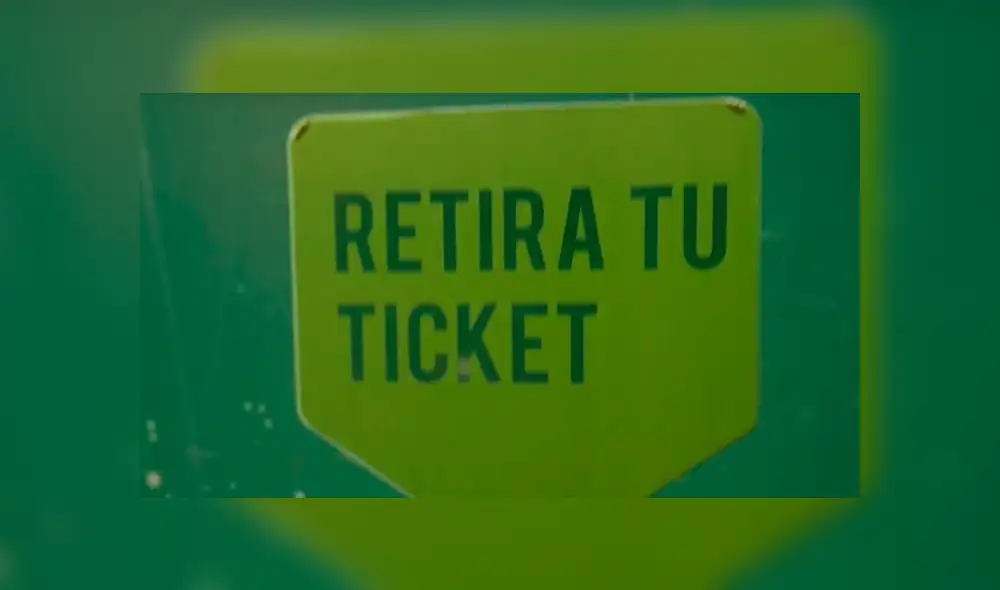 YouTube viral: descubre qué ocurre al meter 100 botellas de plástico en máquina de reciclaje [VIDEO]