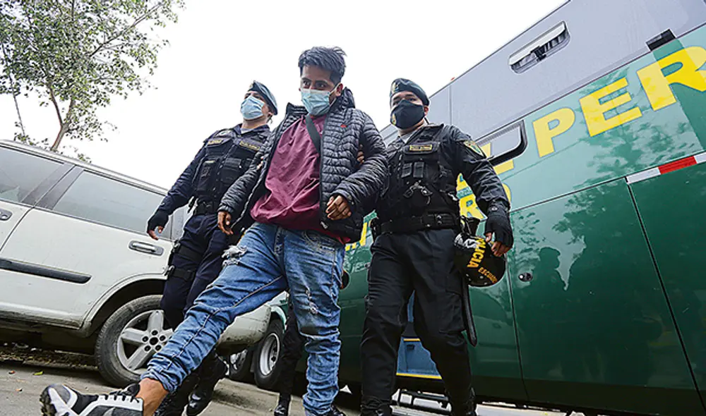 Contagios.15 de los 23 detenidos son positivos por COVID-19. Foto: John Reyes