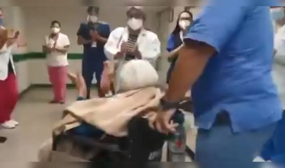 This handout picture released by Venezuelan Presidency shows Venezuela's President Nicolas Maduro attending a meeting with members of the National Constituent Assembly (ANC) at the Federal Legislative Palace in Caracas on September 29, 2020, amid the COVID-19 novel coronavirus pandemic. (Photo by Handout / Venezuelan Presidency / AFP) / RESTRICTED TO EDITORIAL USE - MANDATORY CREDIT "AFP PHOTO / VENEZUELAN PRESIDENCY / JHONN ZERPA" - NO MARKETING NO ADVERTISING CAMPAIGNS - DISTRIBUTED AS A SERVICE TO CLIENTS This handout picture released by Venezuelan Presidency shows Venezuela's President Nicolas Maduro attending a meeting with members of the National Constituent Assembly (ANC) at the Federal Legislative Palace in Caracas on September 29, 2020, amid the COVID-19 novel coronavirus pandemic. (Photo by Handout / Venezuelan Presidency / AFP) / RESTRICTED TO EDITORIAL USE - MANDATORY CREDIT "AFP PHOTO / VENEZUELAN PRESIDENCY / JHONN ZERPA" - NO MARKETING NO ADVERTISING CAMPAIGNS - DISTRIBUTED AS A SERVICE TO CLIENTS