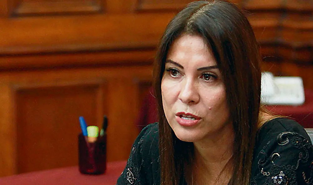 Investigaciones. Saavedra plantea retomar las denuncias sobre los Cuellos Blancos. Verónica Calderón Investigaciones. Saavedra plantea retomar las denuncias sobre los Cuellos Blancos. Verónica Calderón