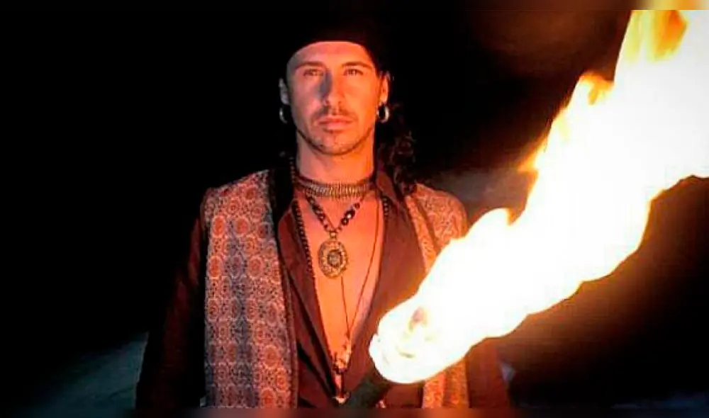 Actor Carlos Gascón sorprende al lucirse en trikini tras cambio de sexo [VIDEO]