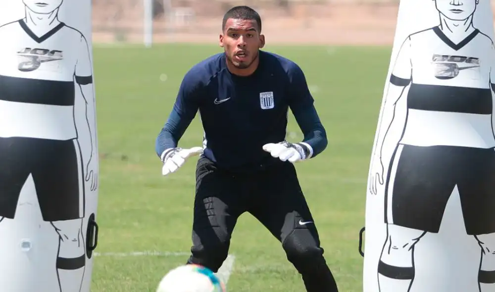 Steven Rivadeneyra jugó su primer partido con Alianza Lima ante Manucci por la Liga 1 Movistar. | Foto: Prensa Alianza
