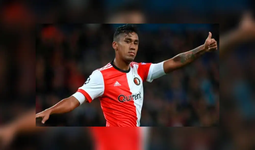 Renato Tapia recibió cánticos de apoyo por parte de los hinchas del Feyenoord [VIDEO]