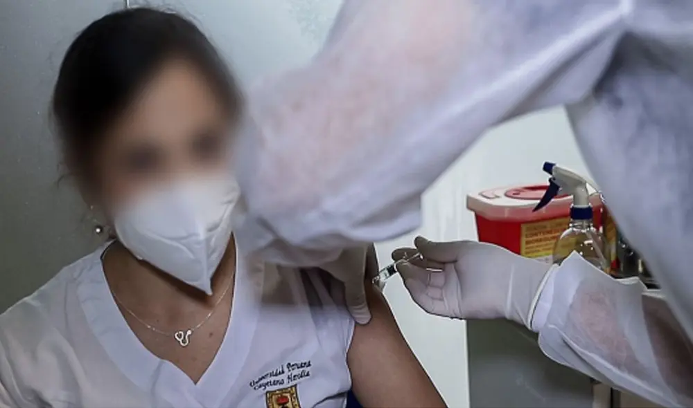 El investigador Germán Málaga aseguró que la mayoría de voluntarios no ha presentado efectos adversos graves tras recibir dosis. Foto: EFE El investigador Germán Málaga aseguró que la mayoría de voluntarios no ha presentado efectos adversos graves tras recibir dosis. Foto: EFE