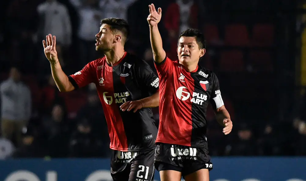 Cristian Bernardi fue la gran figura del encuentro por la Copa Sudamericana 2019. (Crédito: AFP) Cristian Bernardi fue la gran figura del encuentro por la Copa Sudamericana 2019. (Crédito: AFP)