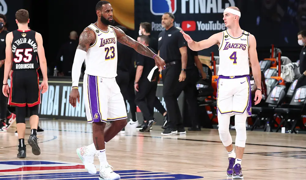 Los Angeles Lakers y Miami Heat se enfrentan en el tercer partido de las Finales de la NBA. Foto: AFP Los Angeles Lakers y Miami Heat se enfrentan en el tercer partido de las Finales de la NBA. Foto: AFP