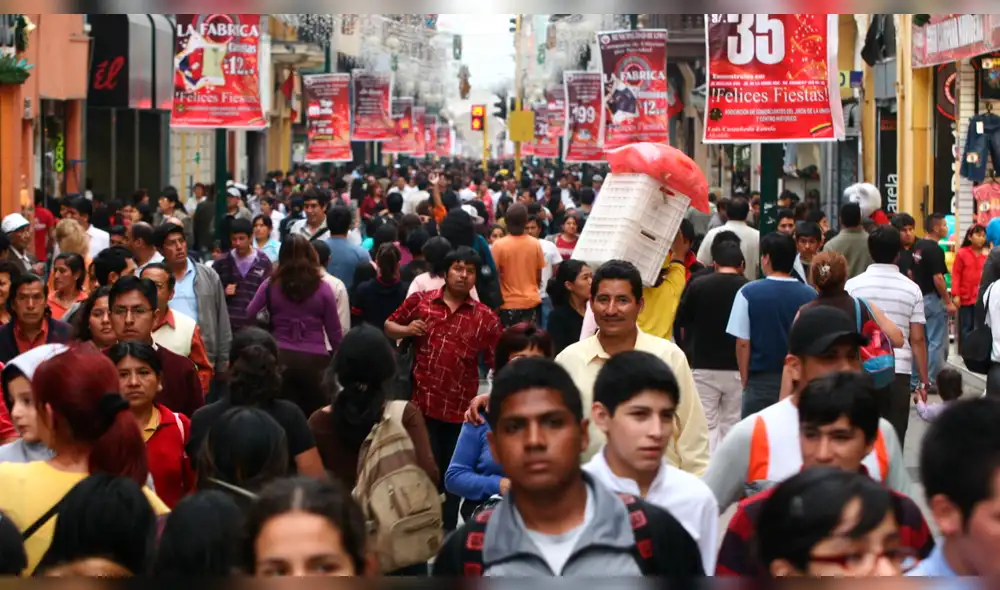 Crecimiento de la economía peruana con cierta tendencia a la baja, según informe de Esade Crecimiento de la economía peruana con cierta tendencia a la baja, según informe de Esade