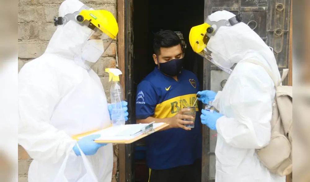 Personal de salud visitan casa por casa para detectar casos de coronavirus. Personal de salud visitan casa por casa para detectar casos de coronavirus.