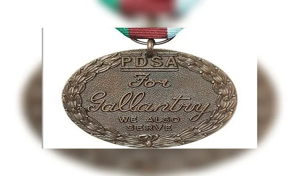 A health worker stops motorists to take swab samples for testing for the Covid-19 coronavirus at a testing camp in a residential area, in Chennai on August 30, 2020. - India on August 30 set a coronavirus record when it reported 78,761 new infections in 24 hours -- the world's highest single-day rise -- even as it continued to open up the economy. (Photo by Arun SANKAR / AFP) A health worker stops motorists to take swab samples for testing for the Covid-19 coronavirus at a testing camp in a residential area, in Chennai on August 30, 2020. - India on August 30 set a coronavirus record when it reported 78,761 new infections in 24 hours -- the world's highest single-day rise -- even as it continued to open up the economy. (Photo by Arun SANKAR / AFP)