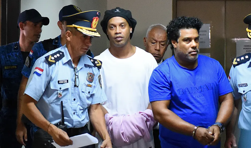 Ronaldinho investigado Ronaldinho investigado