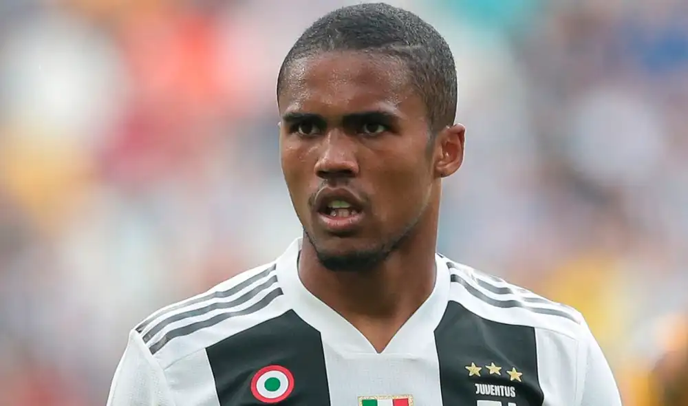 Douglas Costa revela que pudo retirarse del fútbol por las lesiones sufridas a lo largo de su carrera. Foto: Archivo