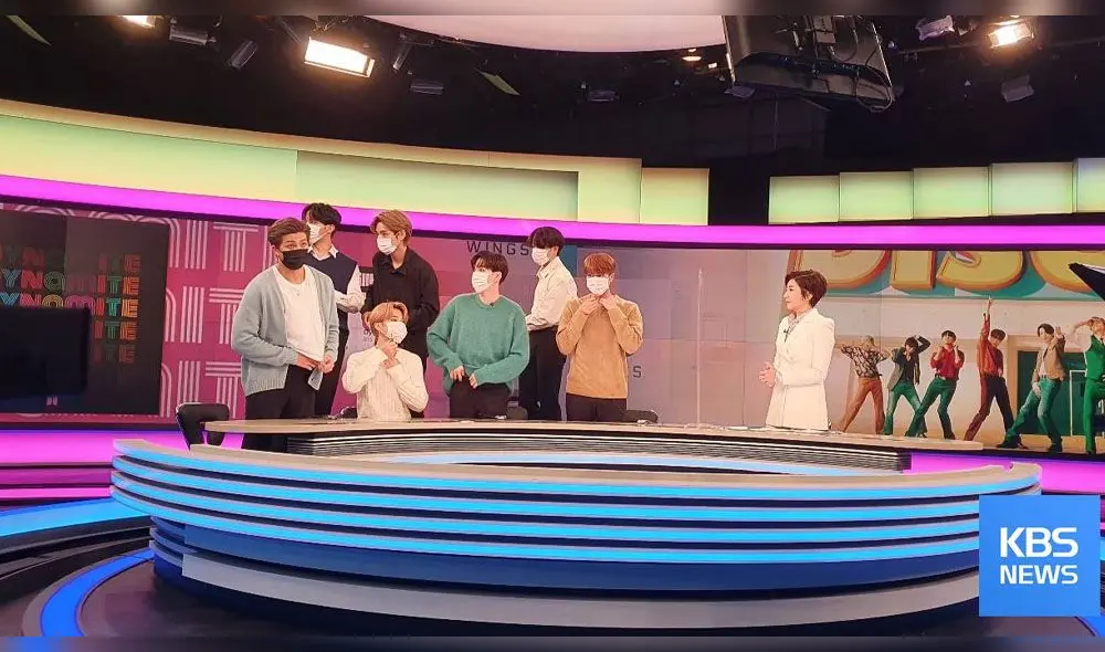 Desliza para ver más fotografías de RM, Jin, Suga, Jimin, J-Hope, Taehyung y Jungkook de BTS. Créditos: KBS