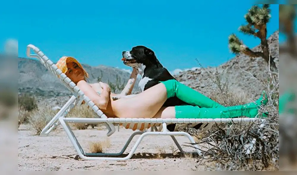 Miley Cyrus recibe duros comentarios tras posar desnuda junto a un perro [VIDEO]