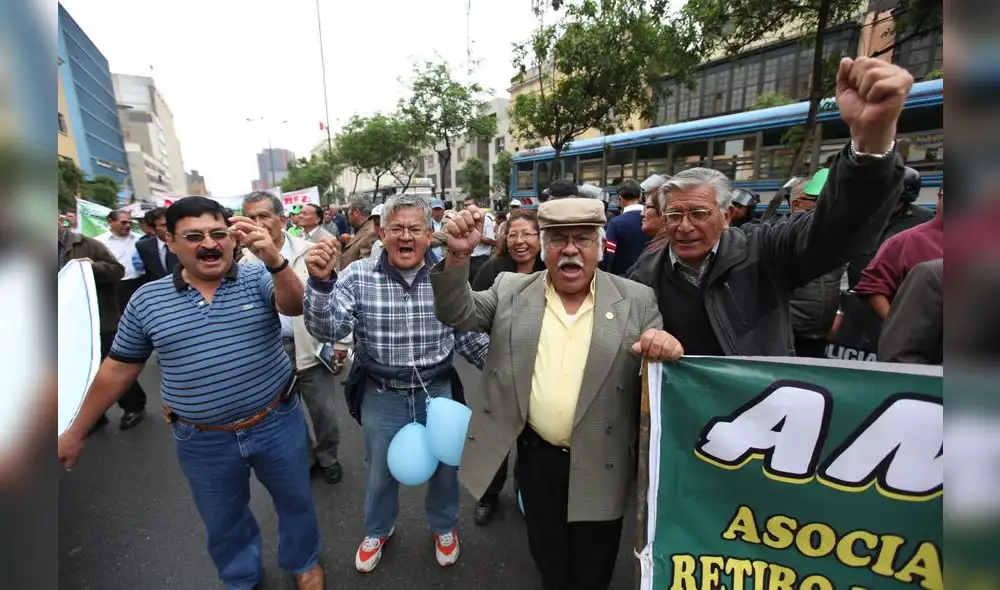 Ejecutivo observa ley sobre pensiones de PNP y FFAA