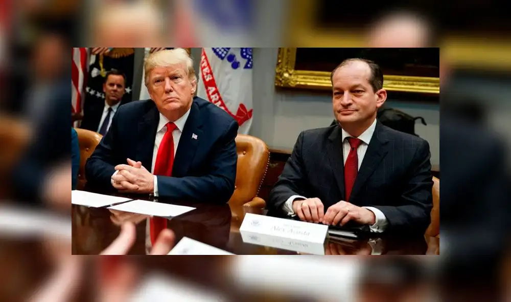 El presidente de Estados Unidos Donald Trump junto al secretario de trabajo, Alex Acosta. Foto: Vanguardia. El presidente de Estados Unidos Donald Trump junto al secretario de trabajo, Alex Acosta. Foto: Vanguardia.
