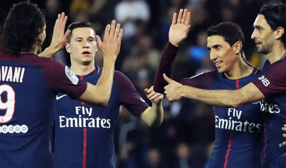 PSG ofrece camisetas para recaudar dinero y donar a hospitales de París. PSG ofrece camisetas para recaudar dinero y donar a hospitales de París.