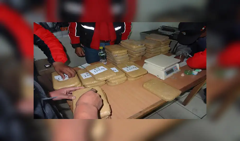 Cusco: Policía decomisa más de 100 kilos de droga en medio de balacera