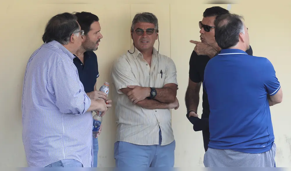 Alianza Lima: Pablo Bengoechea dejó de ser DT del elenco victoriano tras caer ante Universitario. Foto: GLR